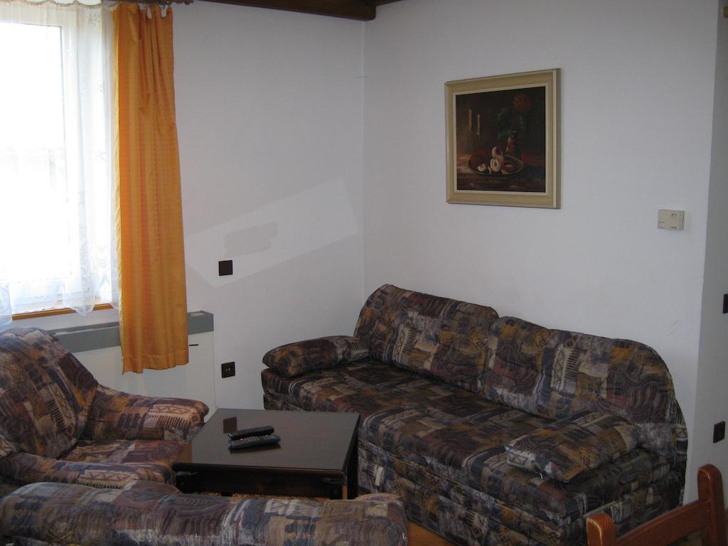Privat Apartma Ulrych Либерц Экстерьер фото